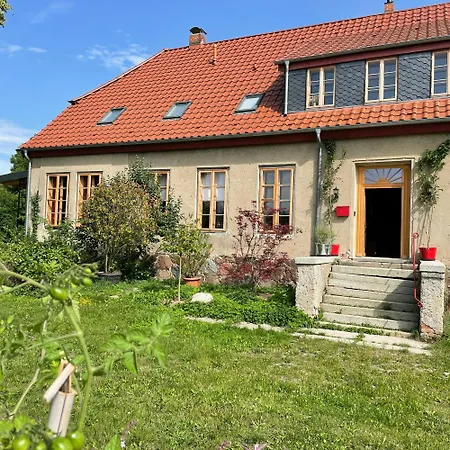 Cozy In The Manor House *