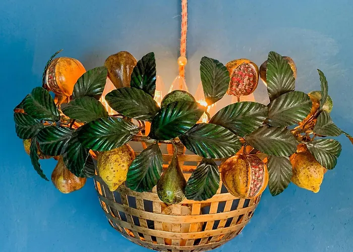 Cozy In The Manor House * Rambin